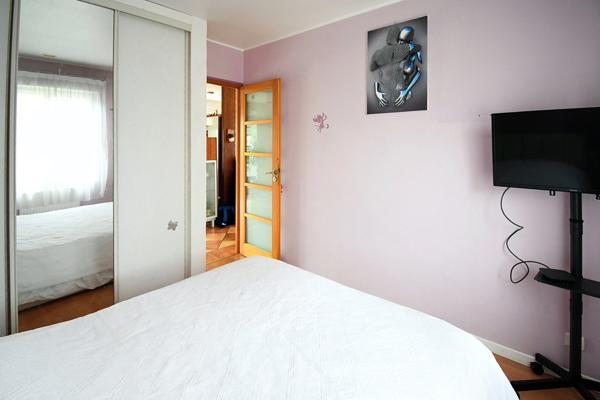 MAISON DE PLAIN-PIED 102 M² AVEC VÉRANDA À LONGUYON