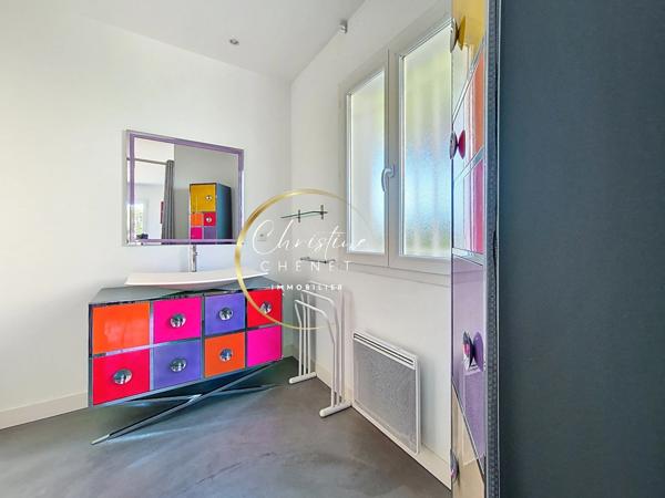 Marina 3 chambres avec appontement de 15 m pour bateau