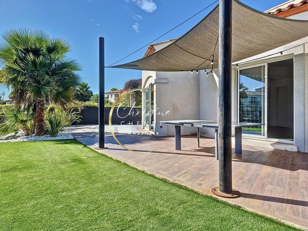 Marina 3 chambres avec appontement de 15 m pour bateau