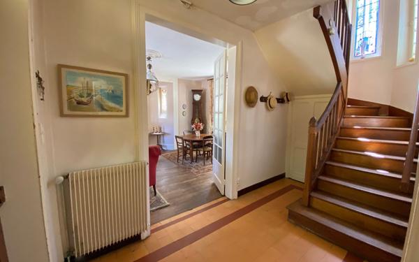 Maison à vendre    6 pièces •  Les Mathes