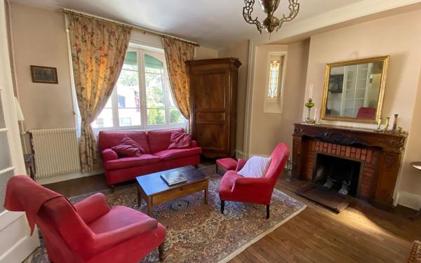 Maison à vendre    6 pièces •  Les Mathes