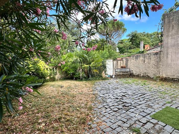 Investissement locatif a Bressols 82 : Appartement T3 avec terrasse, garage