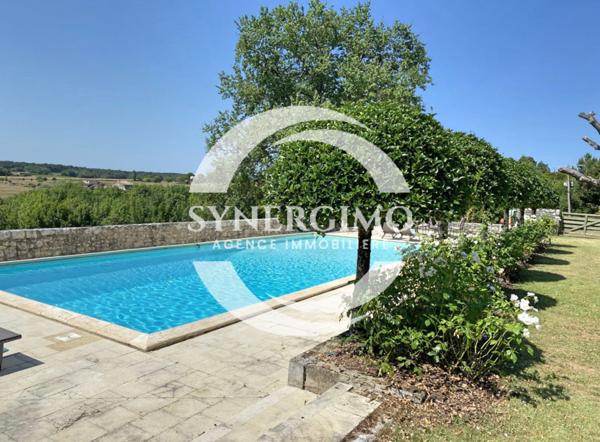 Bonneville-et-Saint-Avit-de-Fumadières (24230) Propriété familiale ou gites