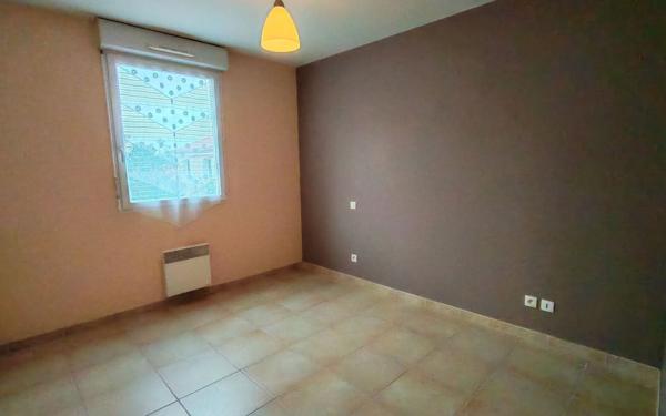 Appartement à louer    3 pièces •  Les Angles