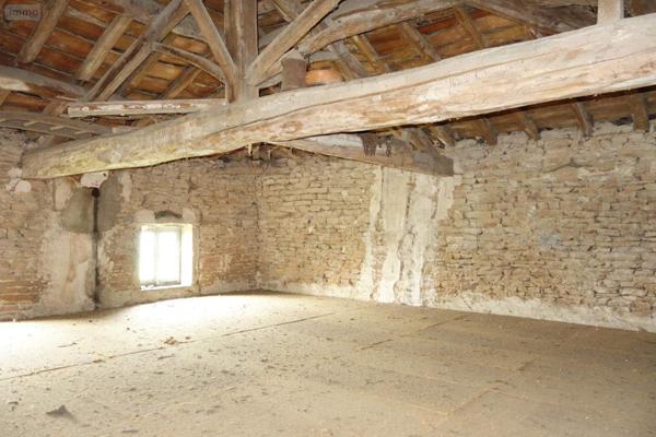 Maison à vendre à Péronne en Saône-et-Loire (71260), ref : MA 633