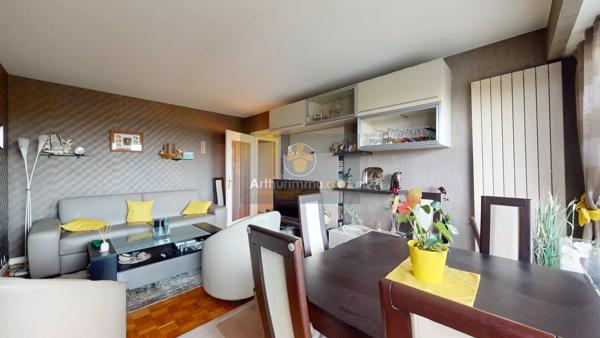 Vente                                                      Appartement
                        
                     3 pièces                      69 m2                     à Marly-le-Roi