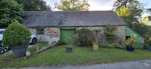 PONT-DE-BUIS-LÈS-QUIMERCH – RUMENGOL - LE FAOU  Maison de charme au calme, jardin paysager