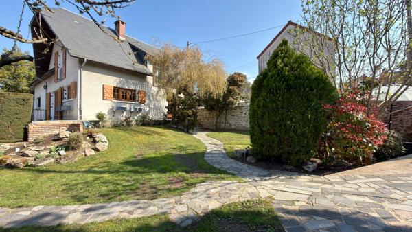 Maison Corbeil Essonnes 7 pièce(s) 148 m2
