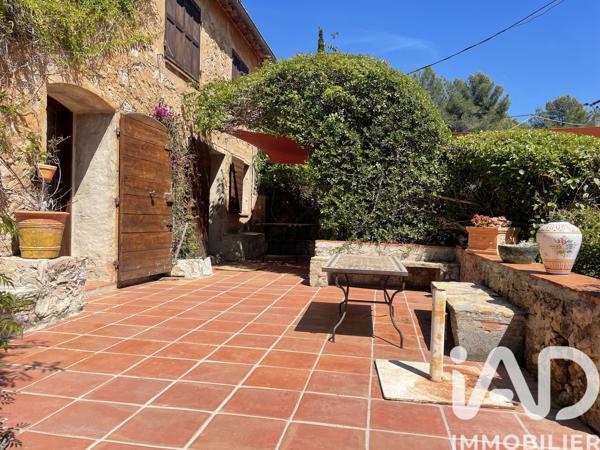 Maison à vendre 10 pièces 210 m² Bandol