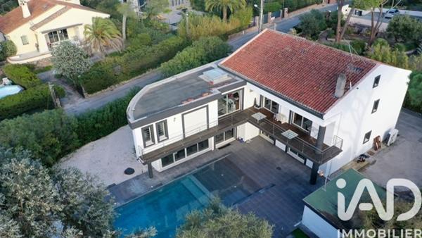 Maison à vendre 7 pièces 279 m² Saint-Raphaël