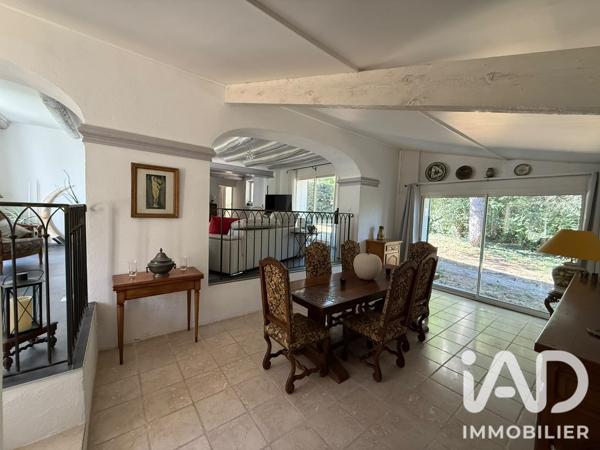 Maison à vendre 7 pièces 285 m² Fuveau