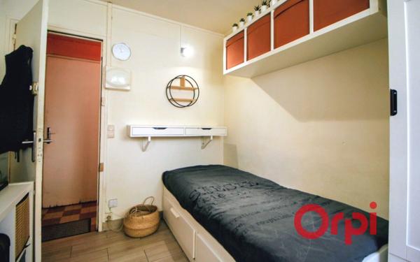 Appartement à vendre    Marseille 7