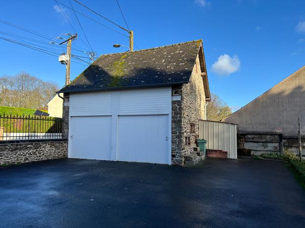 Maison - 4 chambres - 123 m² , Ernee