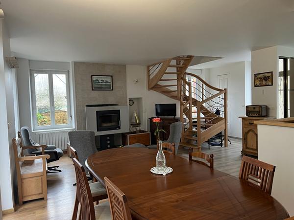 Maison - 4 chambres - 123 m² , Ernee
