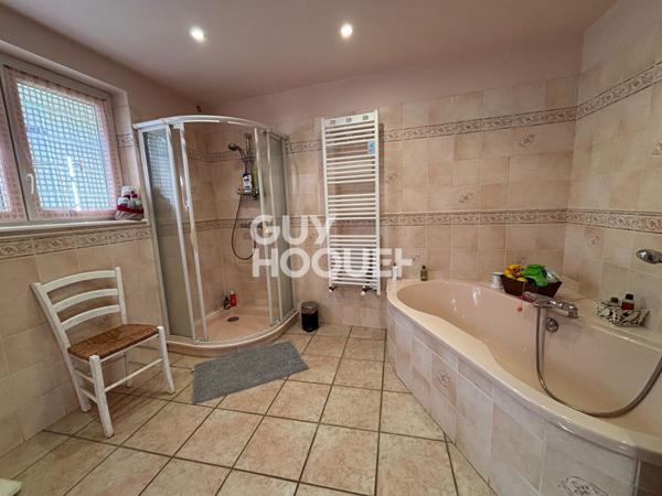 Ancienne Ferme à vendre à Châteaubourg