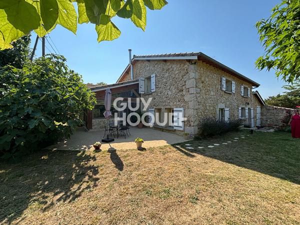 Ancienne Ferme à vendre à Châteaubourg