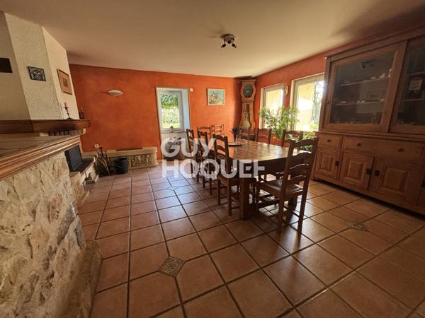 Ancienne Ferme à vendre à Châteaubourg