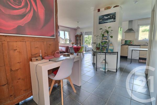 Maison à vendre  5 pièces - 88,30 m 2   ST RAMBERT EN BUGEY  - 01