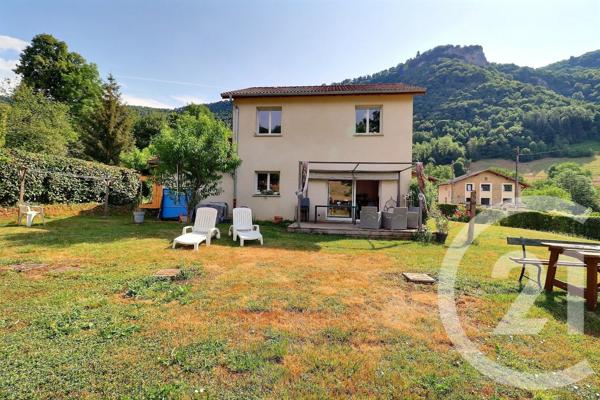 Maison à vendre  5 pièces - 88,30 m 2   ST RAMBERT EN BUGEY  - 01