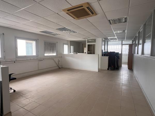 appartement spacieux type loft au coeur de machecoul (44) – Fort potentiel de réhabilitation