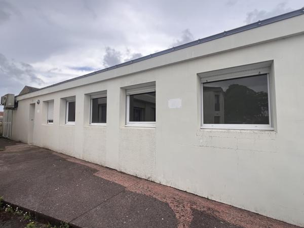 appartement spacieux type loft au coeur de machecoul (44) – Fort potentiel de réhabilitation