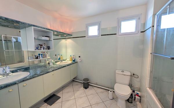 Maison à vendre    6 pièces • 104 m2 Noiseau