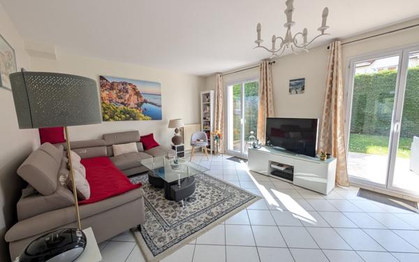 Maison à vendre    6 pièces • 104 m2 Noiseau