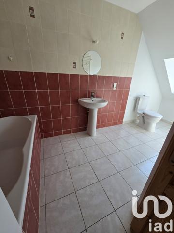 House for sale 4 rooms 136 m² Châtillon-sur-Marne