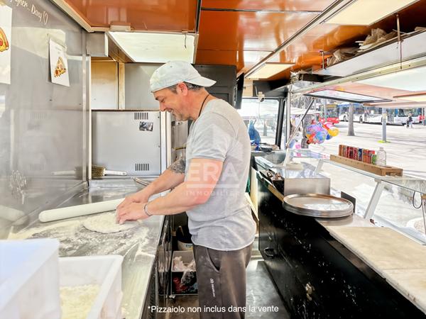Camion à pizza / Emplacement 13008 Marseille