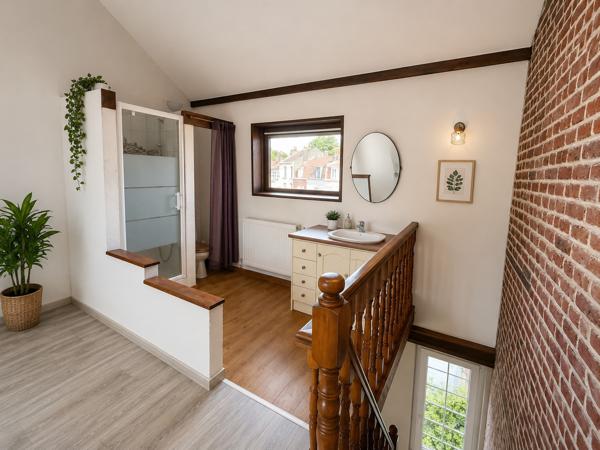 Appartement de 145m2 avec local commercial