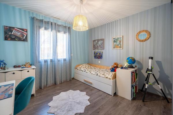 Maison récente, élégante et parfaitement pensée pour une vie confortable : posez vos valises !
