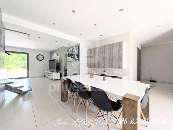 Maison Le Gua 8 pièce(s) 270 m2