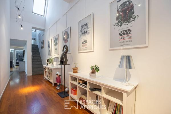 Loft baigné de lumière dans un ancien atelier en coeur de ville