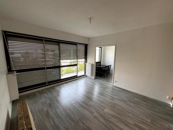 À vendre – Appartement T2 de 50 m² avec piscine, parking et cave – Mérignac centre