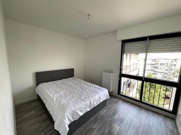 À vendre – Appartement T2 de 50 m² avec piscine, parking et cave – Mérignac centre