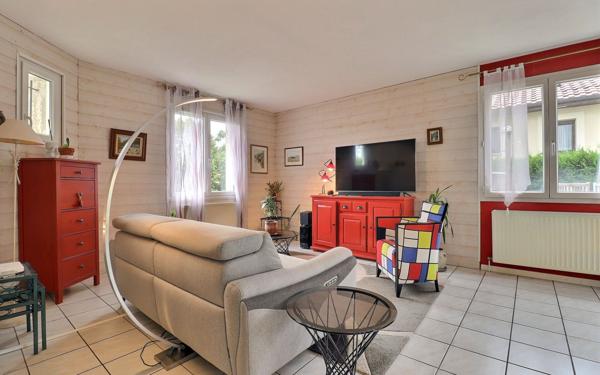 Maison à vendre    4 pièces • 96,23 m2 OEting