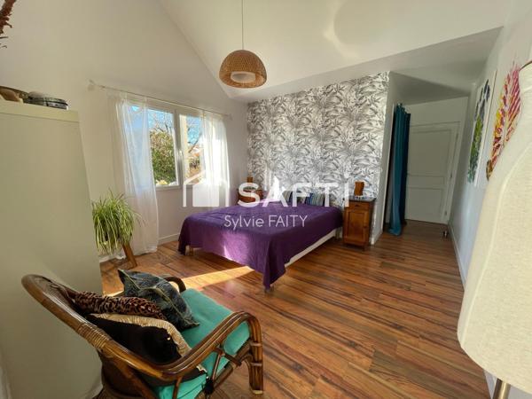 Centre ville, magnifique villa d'architecte T6, garage 50 m², grand terrain, piscine