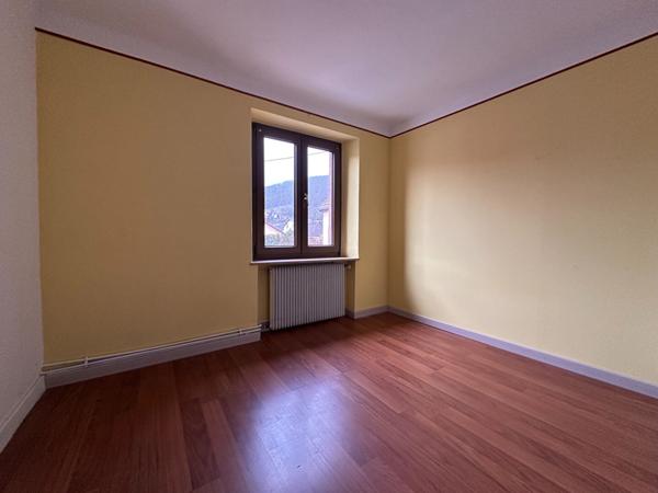 Maison - 8 pièces - 140 m²