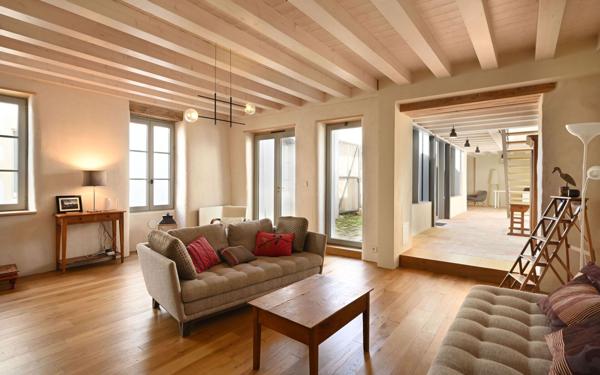 Maison à vendre    7 pièces •  Sainte-Marie-de-Ré