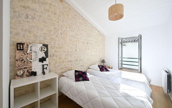 Maison à vendre    7 pièces •  Sainte-Marie-de-Ré