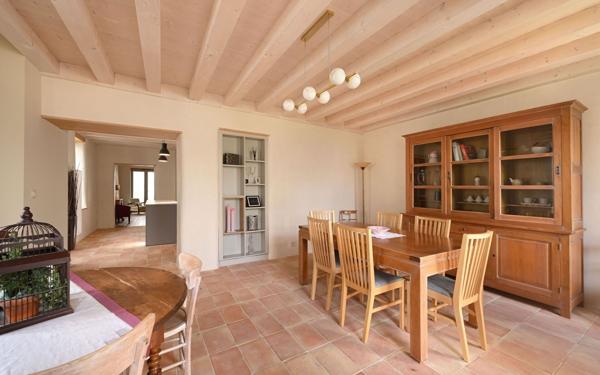 Maison à vendre    7 pièces •  Sainte-Marie-de-Ré