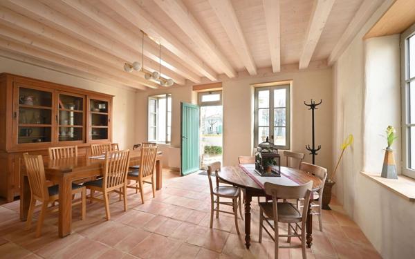 Maison à vendre    7 pièces •  Sainte-Marie-de-Ré