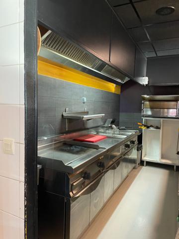 Fonds de commerce de restauration - 80m2 sur un emplacement N°1 sur un axe hyper passant à Vannes