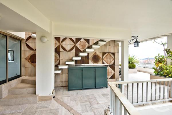 Appartement F5 à vendre  5 pièces - 247,71 m2 MENTON - 06