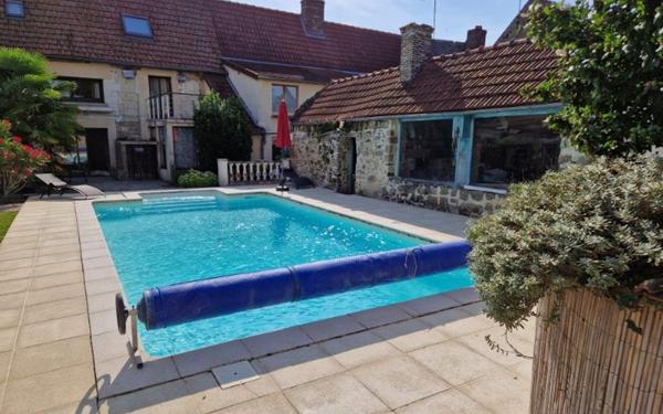 Maison à vendre    5 pièces •  Crépy