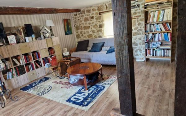 Maison à vendre    5 pièces •  Crépy