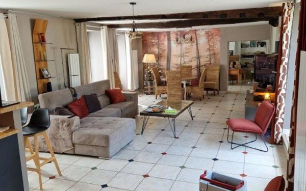 Maison à vendre    5 pièces •  Crépy