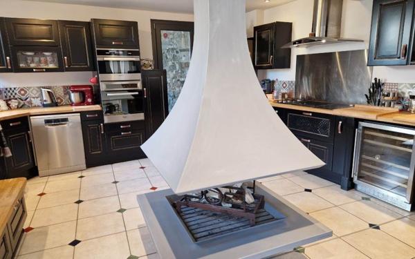 Maison à vendre    5 pièces •  Crépy