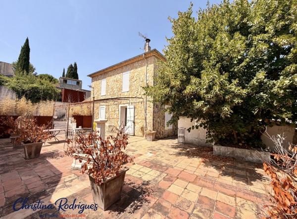 LORGUES VILLA T5 AVEC GARAGE