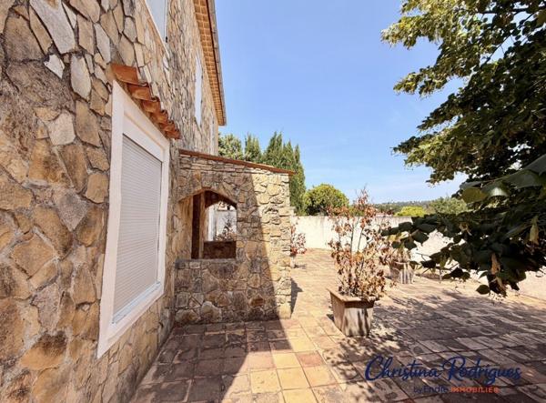 LORGUES VILLA T5 AVEC GARAGE